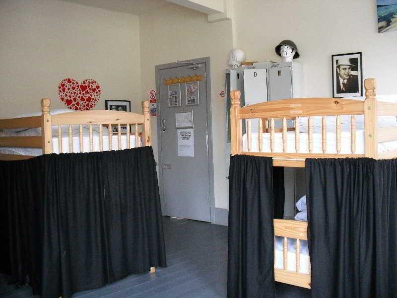 Art Roch Hostel Edinburgh Exterior photo