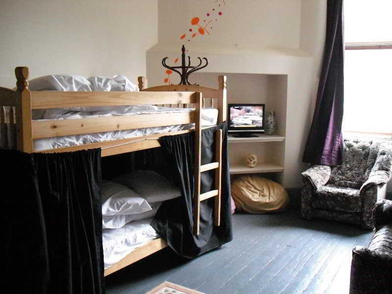 Art Roch Hostel Edinburgh Exterior photo